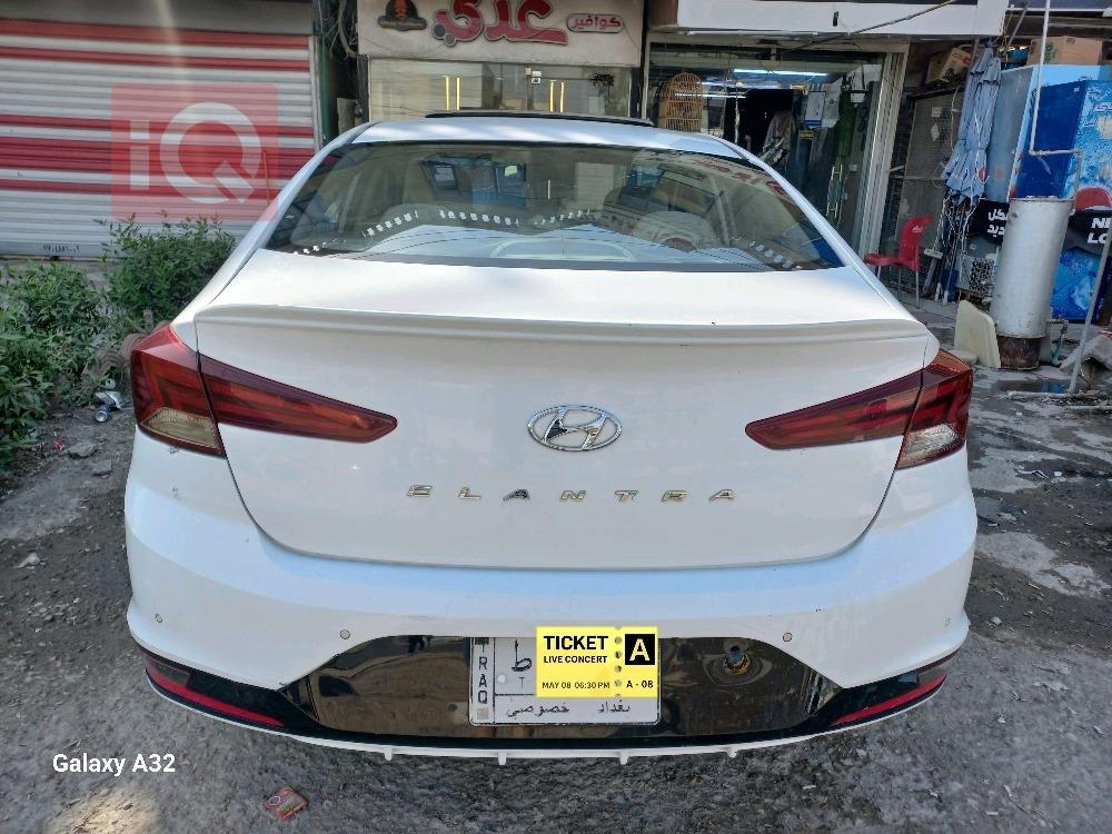 هيونداي النترا